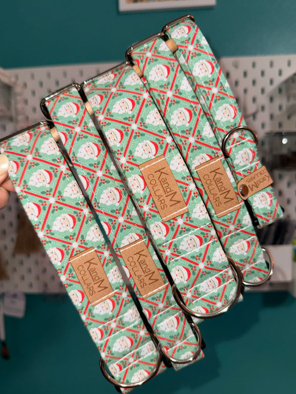 Green and Red Mini Santa Clause Christmas Dog Collar